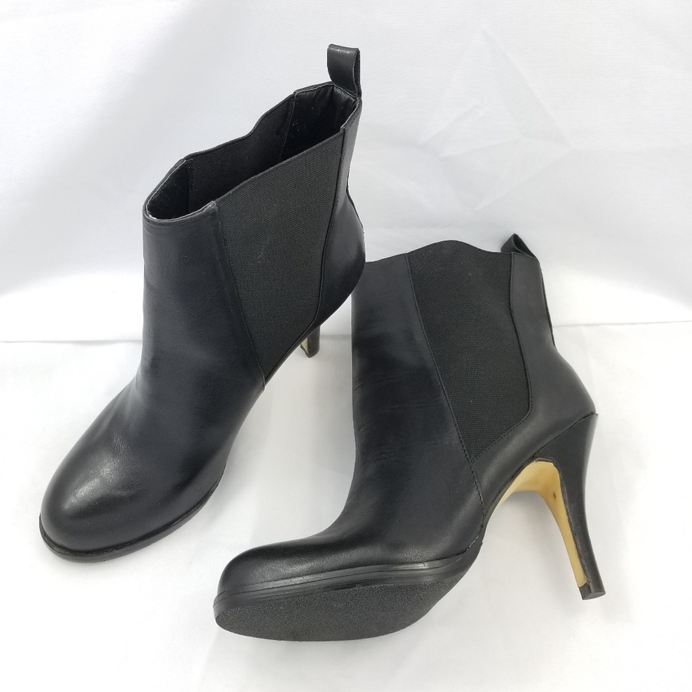 Very Volatile size 8.5